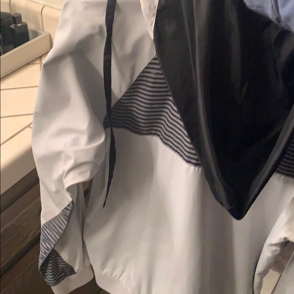 Men’s medium O’Neill windbreaker jacket - Picture 5 of 7